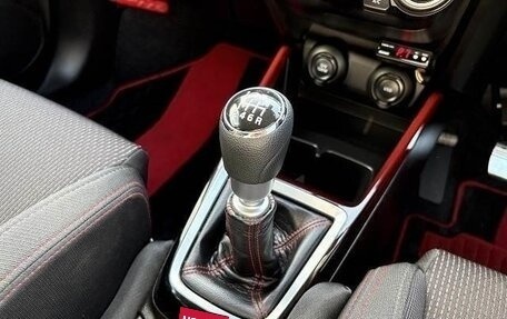 Suzuki Swift V, 2022 год, 1 100 000 рублей, 13 фотография