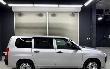 Toyota Probox I, 2022 год, 1 010 000 рублей, 7 фотография