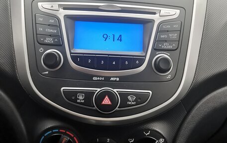 Hyundai Solaris II рестайлинг, 2013 год, 950 000 рублей, 8 фотография