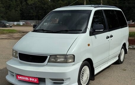 Nissan Largo III (W30), 1998 год, 400 000 рублей, 1 фотография