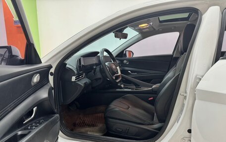 Hyundai Elantra, 2025 год, 1 560 000 рублей, 8 фотография