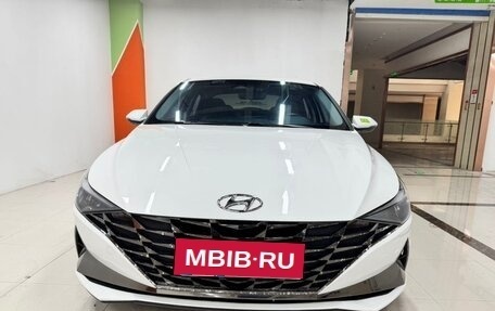 Hyundai Elantra, 2025 год, 1 560 000 рублей, 2 фотография