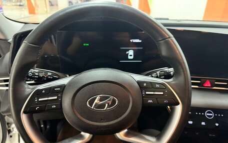 Hyundai Elantra, 2025 год, 1 560 000 рублей, 14 фотография