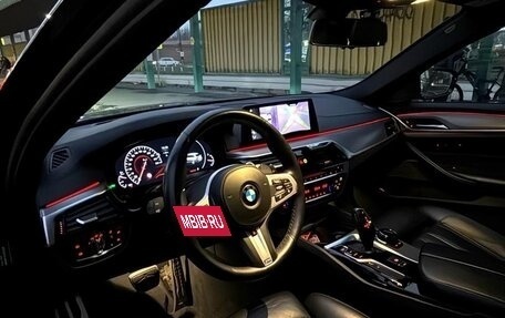 BMW 5 серия, 2018 год, 3 670 000 рублей, 8 фотография