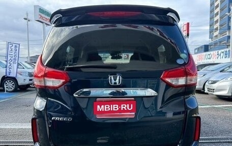 Honda Freed II, 2021 год, 1 385 000 рублей, 5 фотография