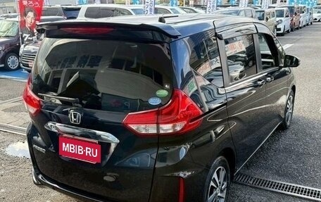 Honda Freed II, 2021 год, 1 385 000 рублей, 4 фотография