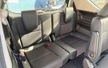 Honda Freed II, 2021 год, 1 385 000 рублей, 14 фотография