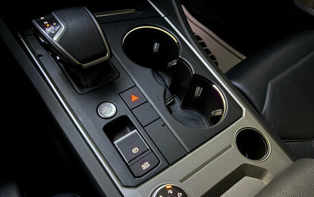 Volkswagen Touareg III, 2020 год, 4 850 000 рублей, 13 фотография