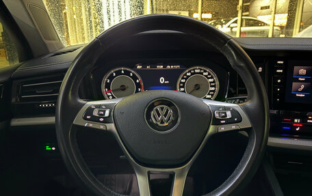 Volkswagen Touareg III, 2020 год, 4 850 000 рублей, 9 фотография