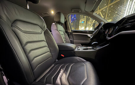 Volkswagen Touareg III, 2020 год, 4 850 000 рублей, 15 фотография