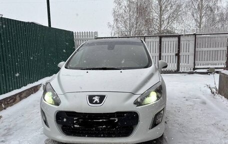 Peugeot 308 II, 2011 год, 560 000 рублей, 21 фотография