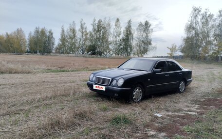 Mercedes-Benz E-Класс, 1996 год, 485 000 рублей, 2 фотография
