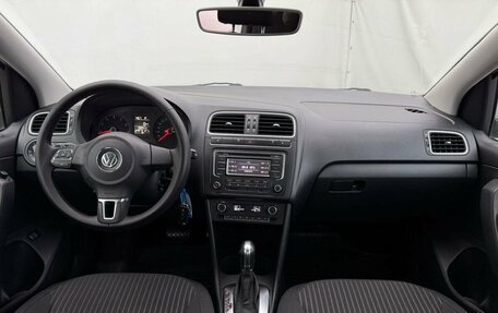 Volkswagen Polo VI (EU Market), 2015 год, 1 040 000 рублей, 15 фотография