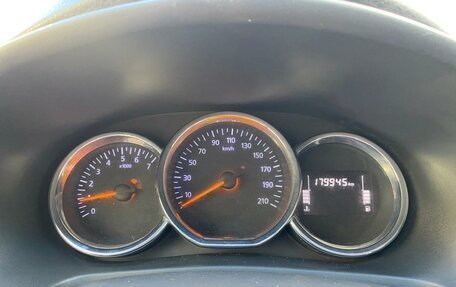 Renault Logan II, 2021 год, 735 000 рублей, 14 фотография