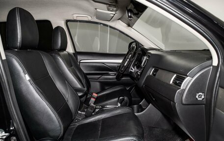 Mitsubishi Outlander III рестайлинг 3, 2012 год, 1 500 000 рублей, 6 фотография