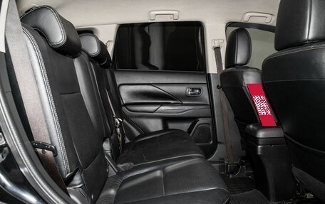 Mitsubishi Outlander III рестайлинг 3, 2012 год, 1 500 000 рублей, 7 фотография