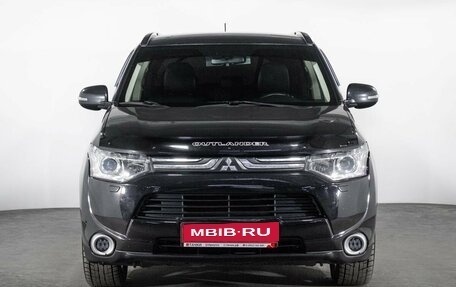 Mitsubishi Outlander III рестайлинг 3, 2012 год, 1 500 000 рублей, 2 фотография