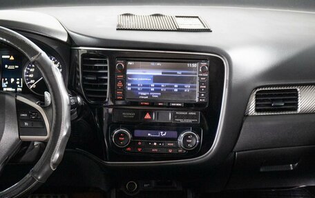 Mitsubishi Outlander III рестайлинг 3, 2012 год, 1 500 000 рублей, 13 фотография