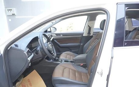 Volkswagen Lavida, 2022 год, 1 600 000 рублей, 13 фотография