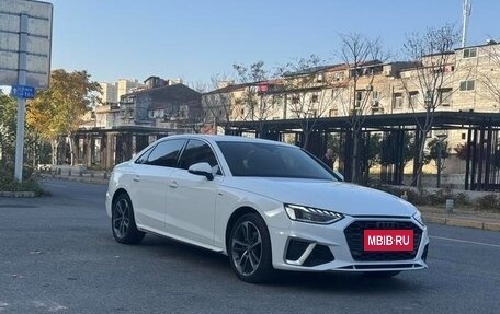 Audi A4, 2022 год, 2 300 000 рублей, 3 фотография