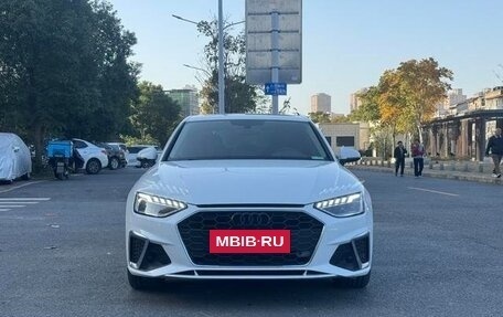 Audi A4, 2022 год, 2 300 000 рублей, 2 фотография