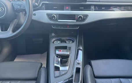 Audi A4, 2022 год, 2 300 000 рублей, 9 фотография