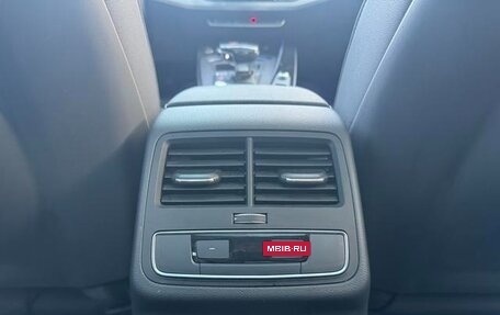 Audi A4, 2022 год, 2 300 000 рублей, 13 фотография