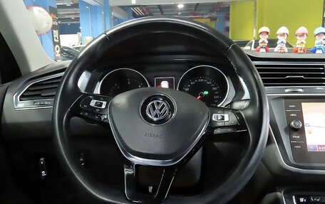 Volkswagen Tiguan II, 2020 год, 2 299 911 рублей, 9 фотография