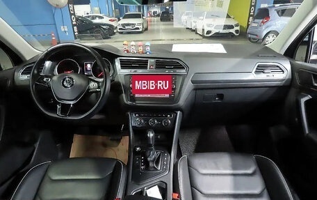 Volkswagen Tiguan II, 2020 год, 2 299 911 рублей, 8 фотография