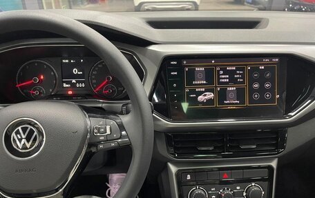 Volkswagen T-Cross I, 2022 год, 1 785 000 рублей, 13 фотография