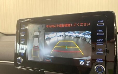 Toyota Yaris Cross, 2022 год, 1 750 000 рублей, 12 фотография