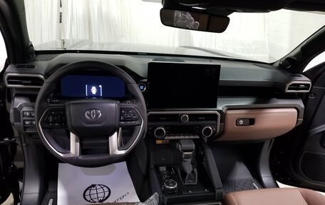 Toyota 4Runner, 2025 год, 11 500 000 рублей, 15 фотография