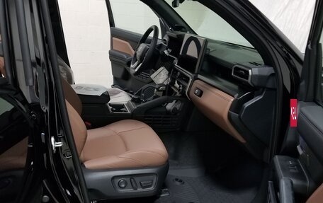 Toyota 4Runner, 2025 год, 11 500 000 рублей, 17 фотография