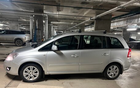 Opel Zafira B, 2012 год, 700 000 рублей, 3 фотография