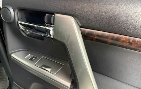 Toyota Land Cruiser 200, 2014 год, 4 150 000 рублей, 27 фотография