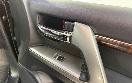 Toyota Land Cruiser 200, 2014 год, 4 150 000 рублей, 24 фотография