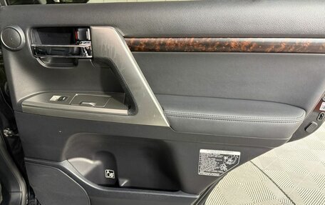 Toyota Land Cruiser 200, 2014 год, 4 150 000 рублей, 23 фотография