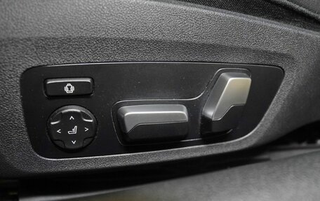 BMW 8 серия, 2019 год, 6 950 000 рублей, 11 фотография