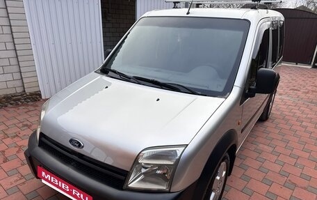 Ford Tourneo Connect I, 2005 год, 690 000 рублей, 6 фотография