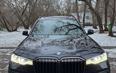 BMW X7, 2020 год, 8 990 000 рублей, 2 фотография