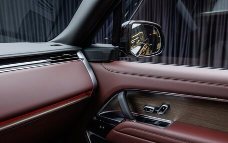 Land Rover Range Rover IV рестайлинг, 2025 год, 26 900 000 рублей, 32 фотография