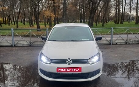 Volkswagen Polo VI (EU Market), 2013 год, 600 000 рублей, 2 фотография