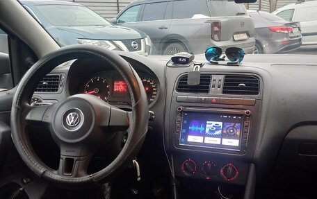 Volkswagen Polo VI (EU Market), 2013 год, 600 000 рублей, 15 фотография