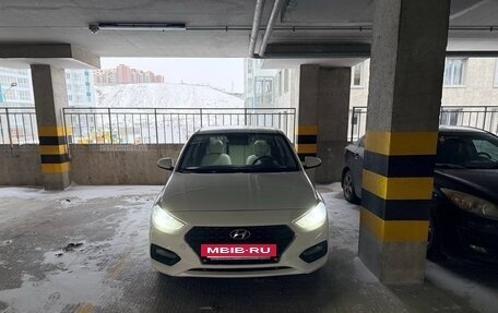 Hyundai Solaris II рестайлинг, 2019 год, 1 200 000 рублей, 17 фотография