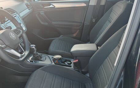 Volkswagen Tiguan II, 2022 год, 2 900 000 рублей, 18 фотография