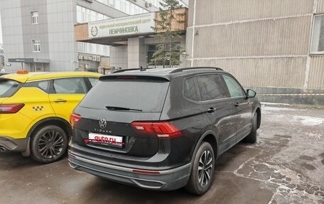 Volkswagen Tiguan II, 2022 год, 2 900 000 рублей, 7 фотография