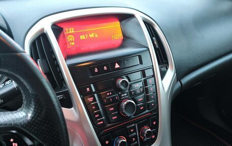 Opel Astra J, 2011 год, 587 000 рублей, 15 фотография