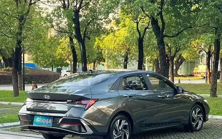 Hyundai Elantra, 2022 год, 1 220 000 рублей, 4 фотография