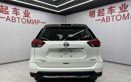 Nissan X-Trail, 2022 год, 2 390 000 рублей, 5 фотография