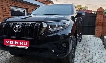 Toyota Land Cruiser Prado 150 рестайлинг 2, 2021 год, 6 750 000 рублей, 5 фотография